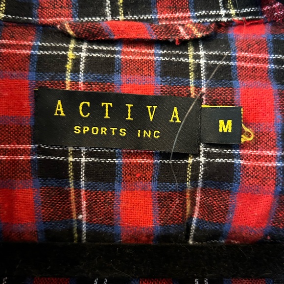 Men's medium plaid flannel shirt - Picture 2 of 3